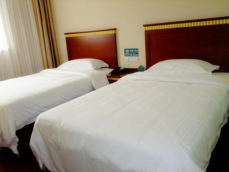 Greentree Inn Guangdong Shenzhen Huaqiangbei Express Hotel エクステリア 写真